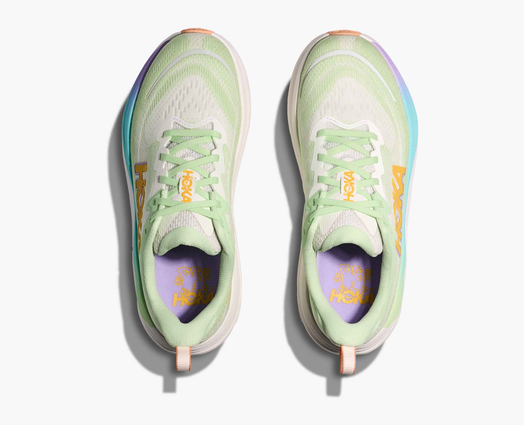 Women's Skyflow - luna moth / white