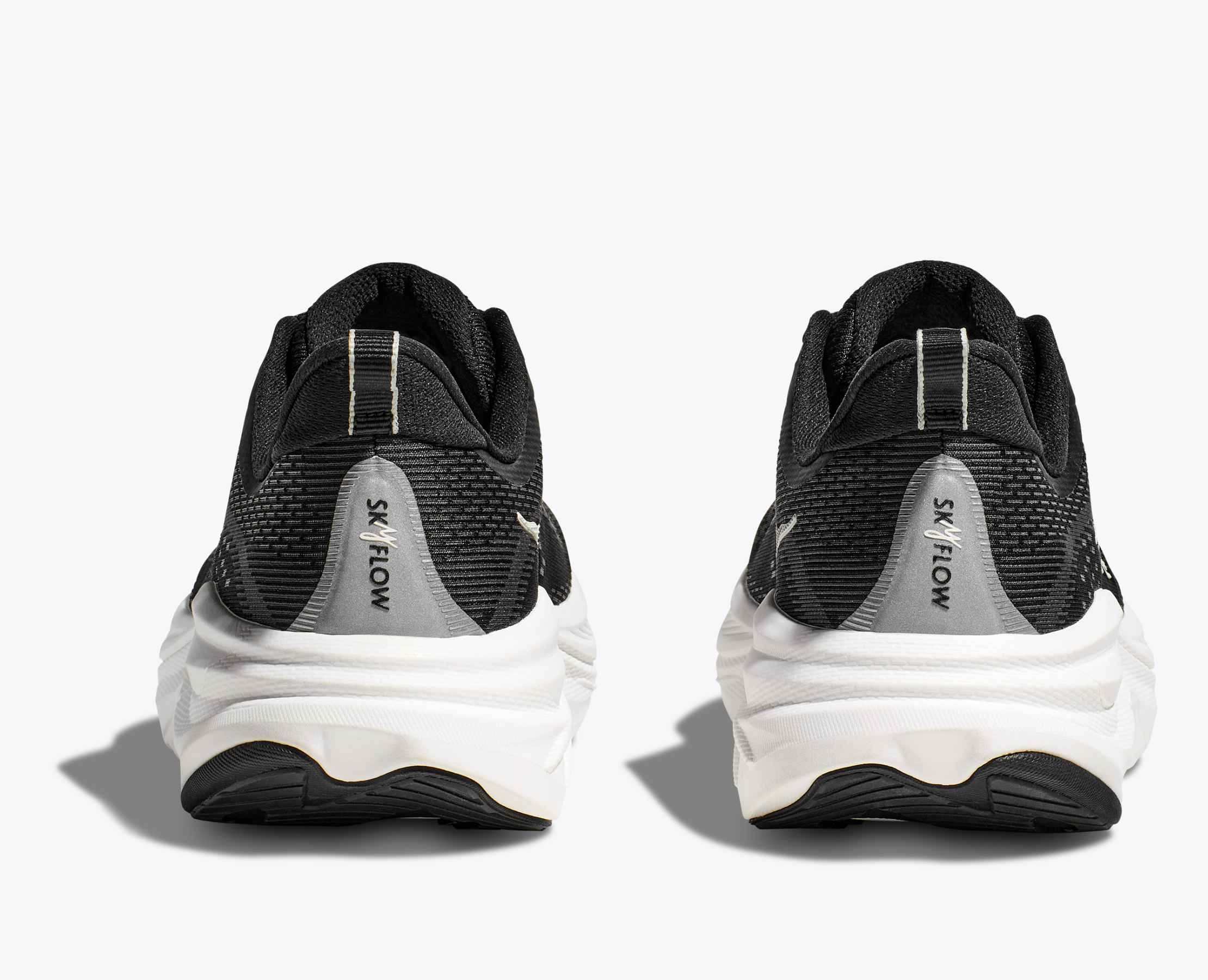 Men's Skyflow - black / white