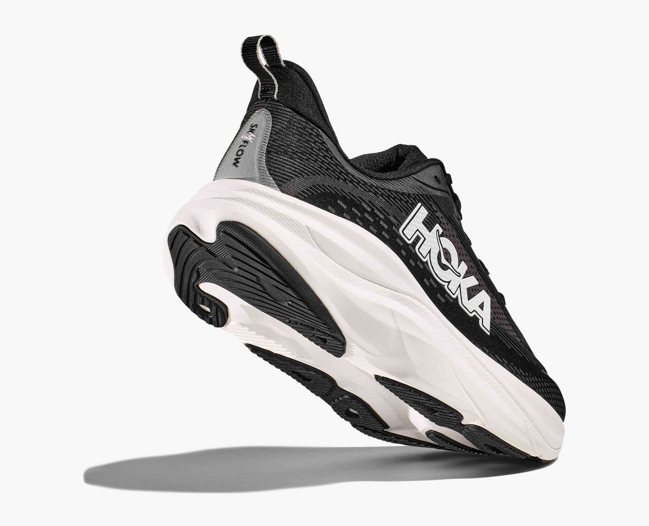 Men's Skyflow - black / white