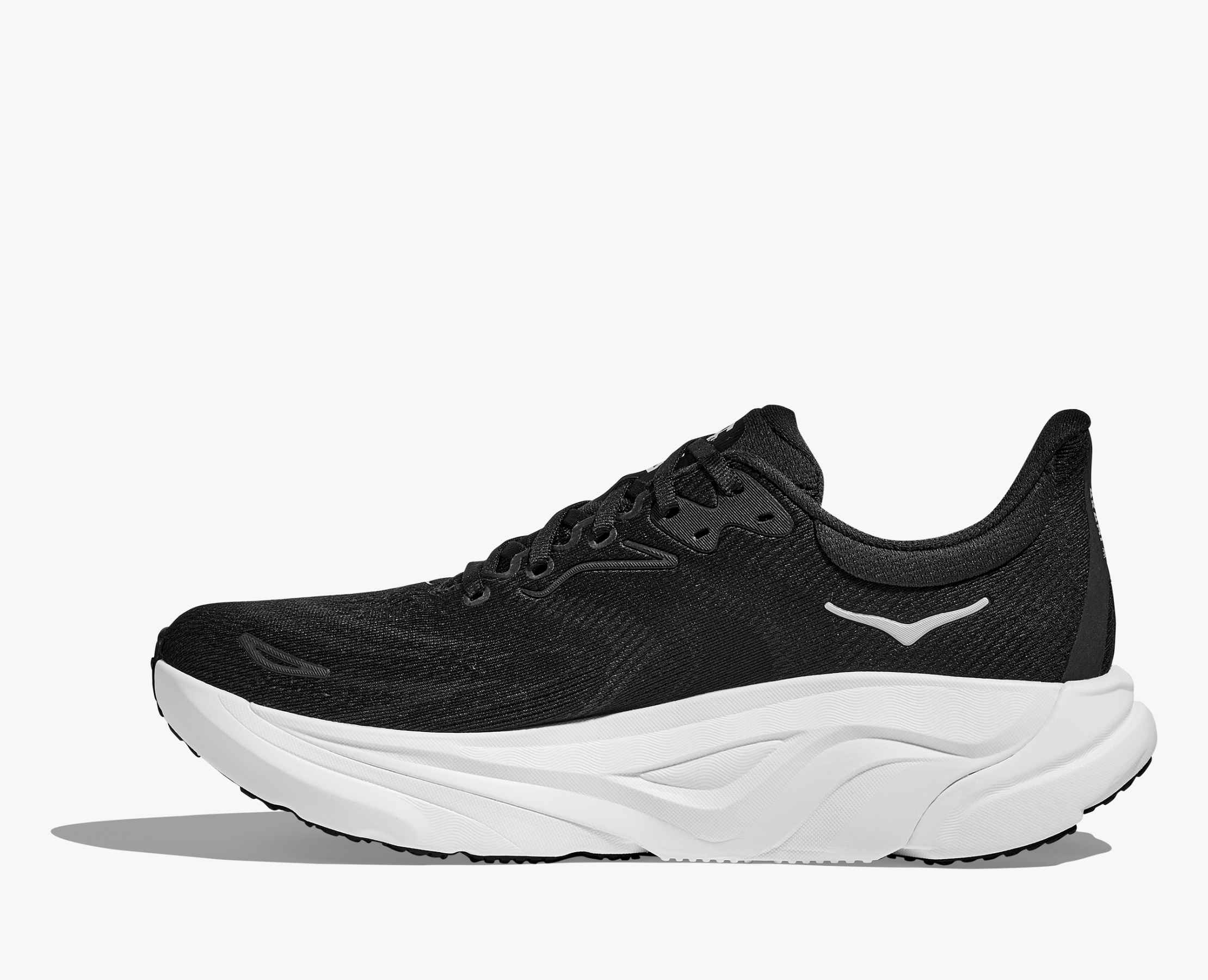 Women's Arahi 8 - black / white