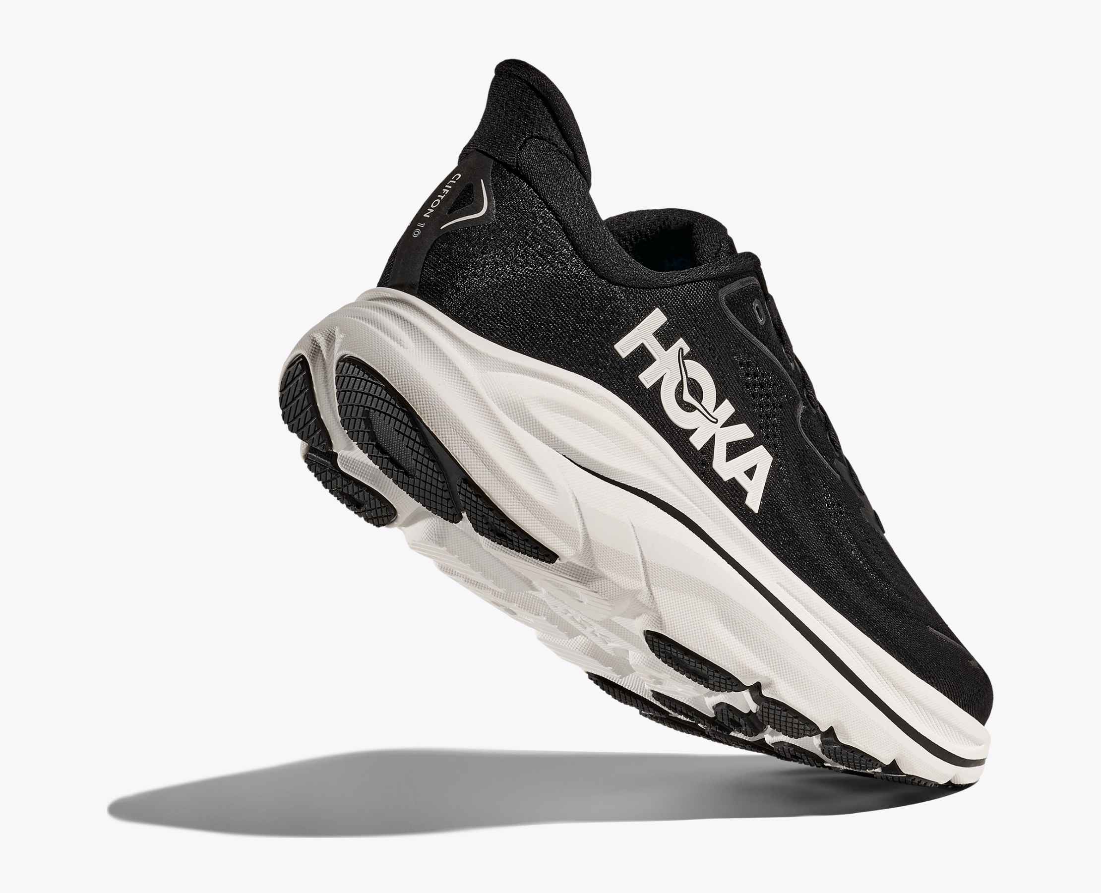 Men's Clifton 10 - black / white